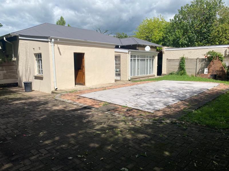5 Bedroom Property for Sale in Balmoral Eastern Cape